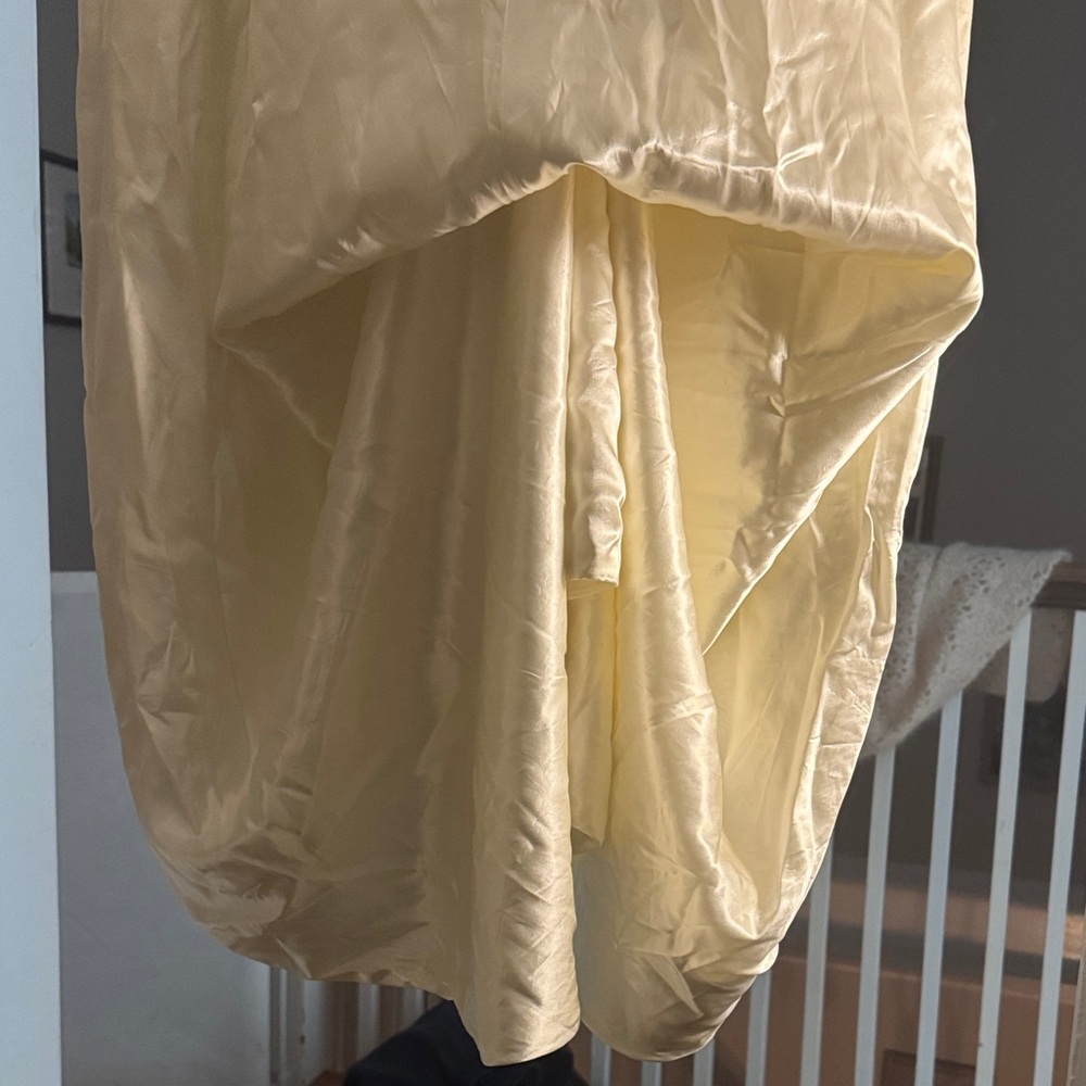 Elegant Cream Satin Dress 2 piece Wedding Gown - JAW DROPPING - Picture 3 of 5